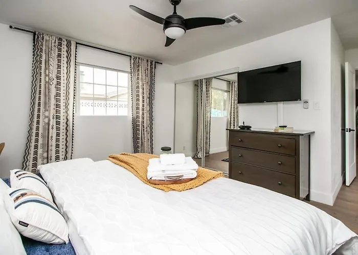 Charming Zen With Heated Pool, Pool Table, Arcade And Mini Golf. *