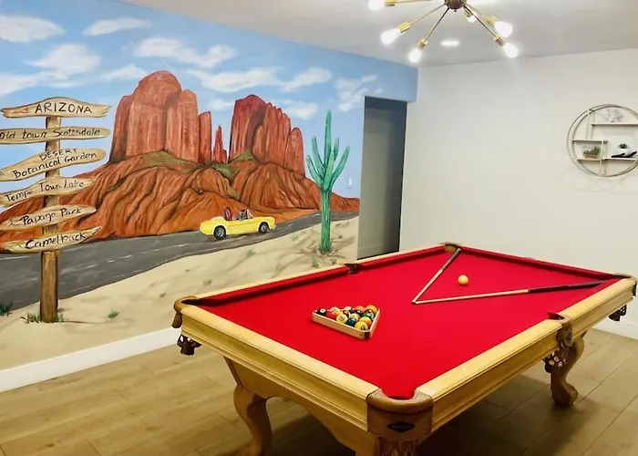 Holiday home Charming Zen With Heated Pool, Pool Table, Arcade And Mini Golf.