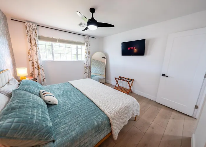 Charming Zen With Heated Pool, Pool Table, Arcade And Mini Golf. Holiday home *