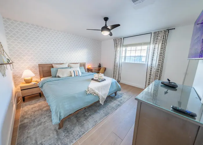 Charming Zen With Heated Pool, Pool Table, Arcade And Mini Golf. Holiday home